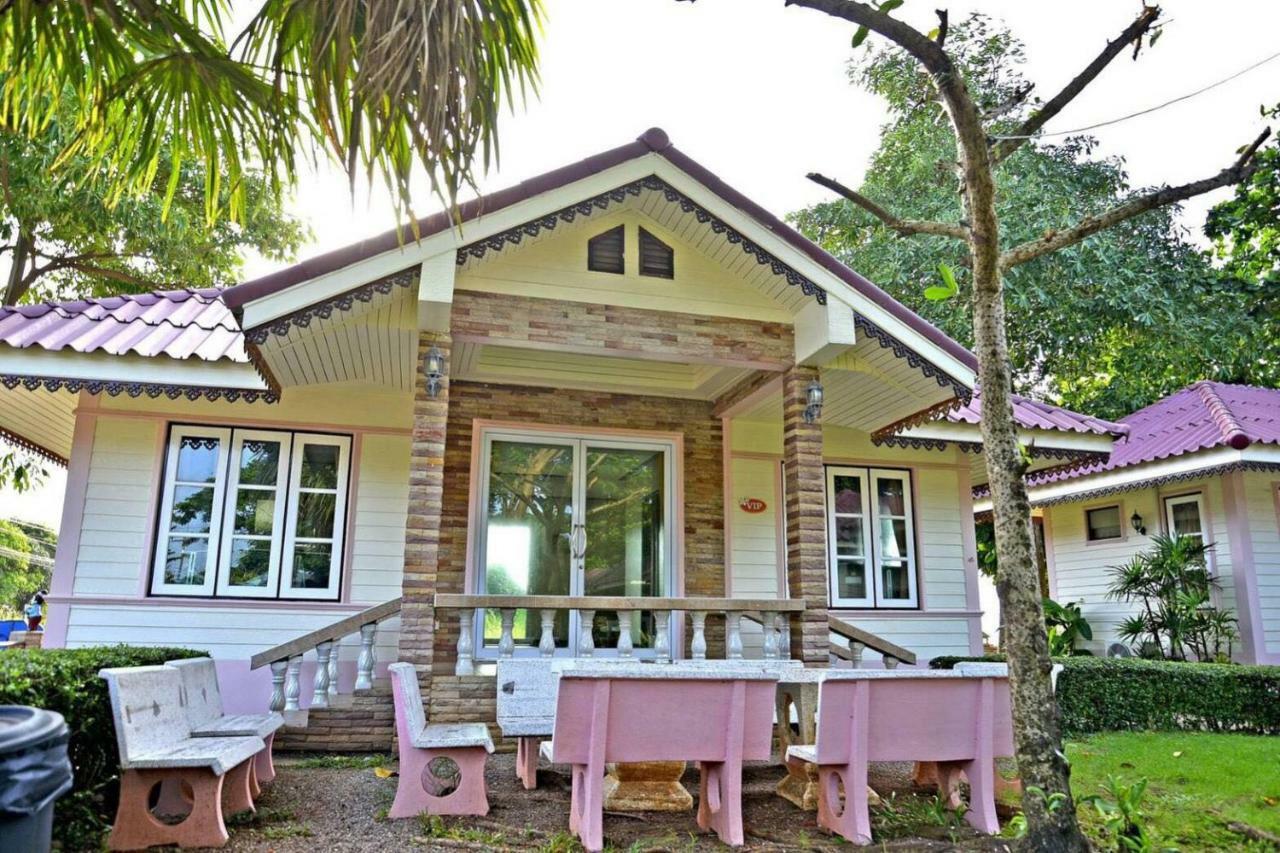 The Iris Resort Chao Lao Beach Exterior photo